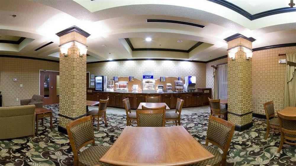 Holiday Inn Express Mccomb By Ihg Exterior foto